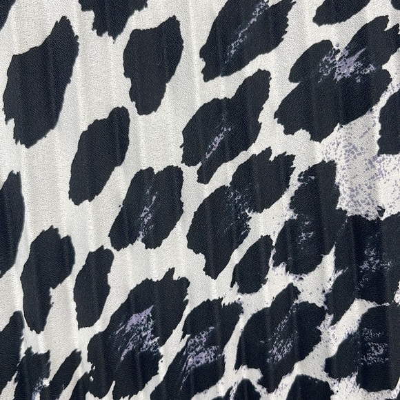 Frankie & Missy Leopard Skirt - Picture 2 of 3